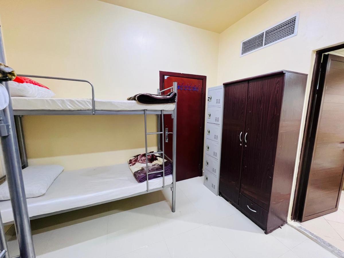Comfort Tourist Place For Male Dubai Exterior foto