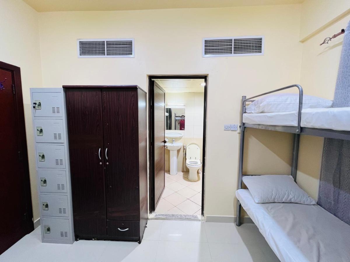 Comfort Tourist Place For Male Dubai Exterior foto
