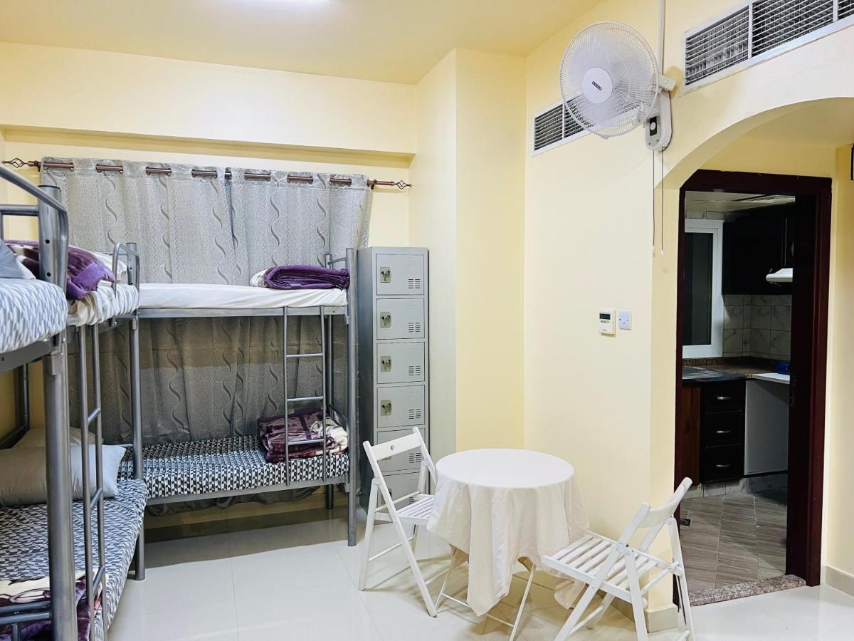 Comfort Tourist Place For Male Dubai Exterior foto